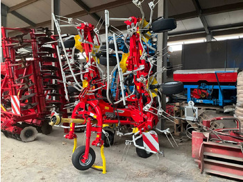 Hay and forage equipment PÖTTINGER