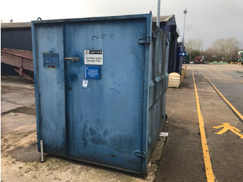 Storage tank