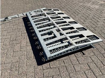 Trailer TAILGATE RAMP: picture 2 Trailer TAILGATE RAMP: picture 2