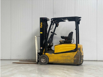 Forklift YALE