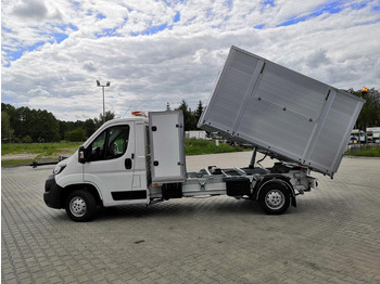 Tipper van RENAULT Master