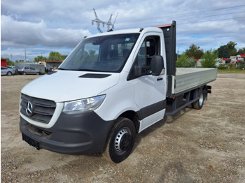 Tipper van MERCEDES-BENZ