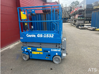 Scissor lift GENIE