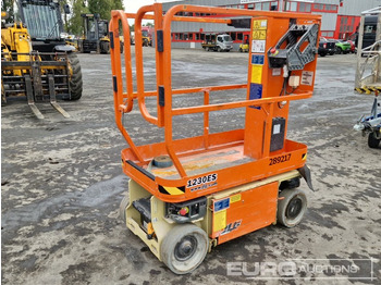 Aerial platform JLG