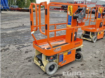 Aerial platform JLG