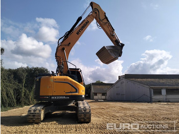 Crawler excavator 2018 Hyundai HX235LCR: picture 3