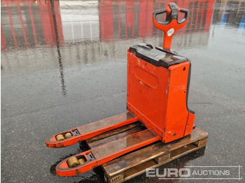 Material handling equipment LINDE T18