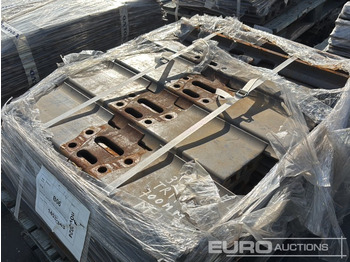 Spare parts for Excavator 700mm Steel Track Plates: picture 4