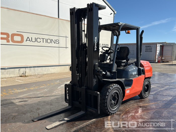Forklift TOYOTA
