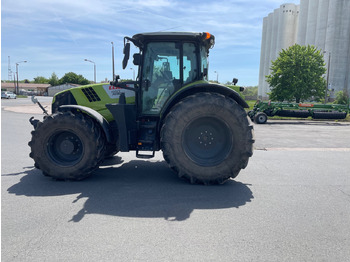 Farm tractor CLAAS Arion 660