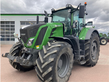 Farm tractor FENDT 828 Vario