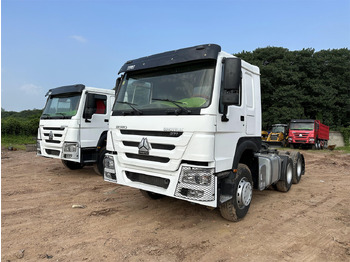 Tractor unit SINOTRUK HOWO