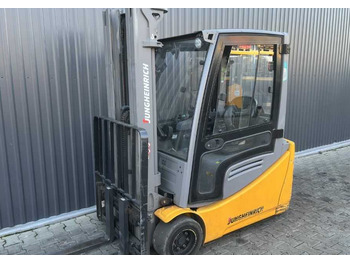 Electric forklift JUNGHEINRICH EFG