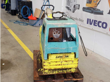 Vibratory plate Ammann APH 6530 Rüttelplatte / 539kg / 2018 / Diesel Ammann APH 6530 Rüttelplatte / 539kg / 2018 / Diesel: picture 4 Vibratory plate Ammann APH 6530 Rüttelplatte / 539kg / 2018 / Diesel Ammann APH 6530 Rüttelplatte / 539kg / 2018 / Diesel: picture 4