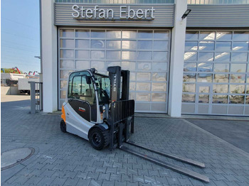 Electric forklift STILL RX60