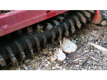 Forestry mulcher Kovaco 1.65 forestry mulcher for skid loaders: picture 2 Forestry mulcher Kovaco 1.65 forestry mulcher for skid loaders: picture 2