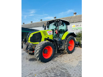 Farm tractor CLAAS Axion 830