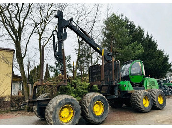 Forwarder John Deere 1910E: picture 4