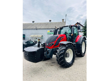 Farm tractor VALTRA T234
