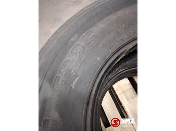 Tire for Truck Pirelli Occ vrachtwagenband Pirelli FR25 315/80R22.5: picture 4