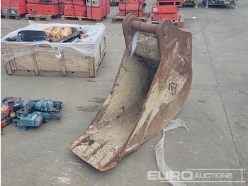 Bucket JCB