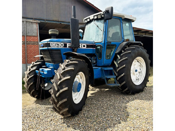 Farm tractor FORD