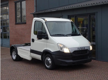Tractor unit IVECO Daily