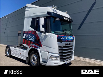 Tractor unit DAF XF 530