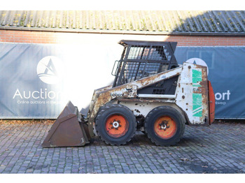 Wheel loader BOBCAT