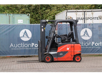 Electric forklift FENWICK