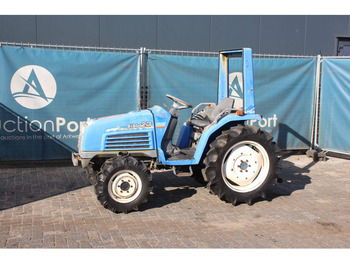 Farm tractor ISEKI