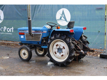 Farm tractor Iseki TU1900: picture 3