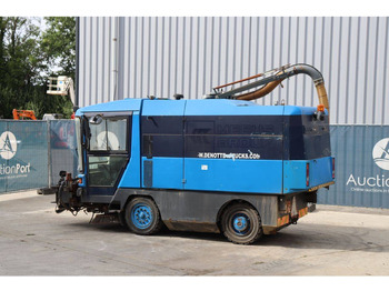 Road sweeper Ravo 5002 SI: picture 3