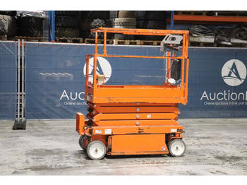 Scissor lift SKYJACK