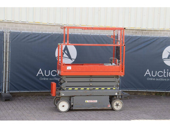 Scissor lift SKYJACK