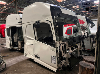 Cab and interior VOLVO FH