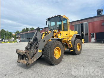 Wheel loader VOLVO L90