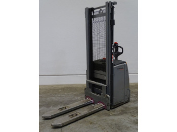 Stacker STILL