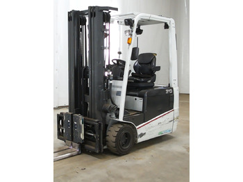 Electric forklift