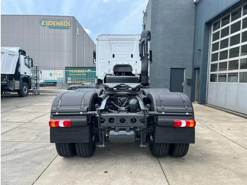 New Tractor unit Mercedes-Benz Actros 3348 S 6x4 Tractor Head: picture 5