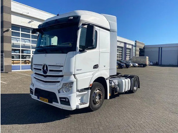 Tractor unit MERCEDES-BENZ Actros 1840
