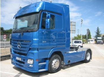 Mercedes-Benz Actros 1850 tech specs - 1