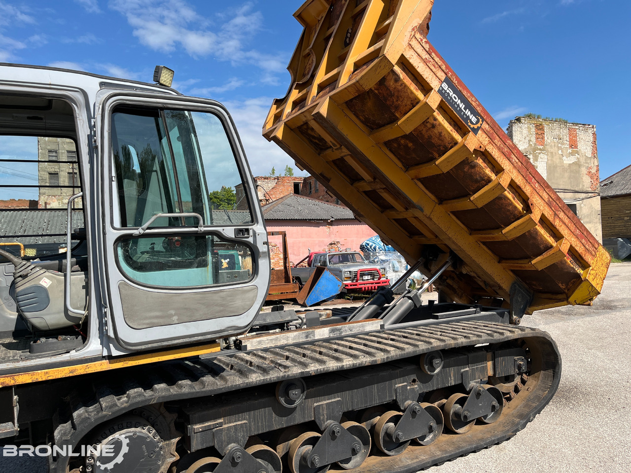 2007 Morooka MST 2200 VD - Crawler dumper: picture 2 2007 Morooka MST 2200 VD - Crawler dumper: picture 2