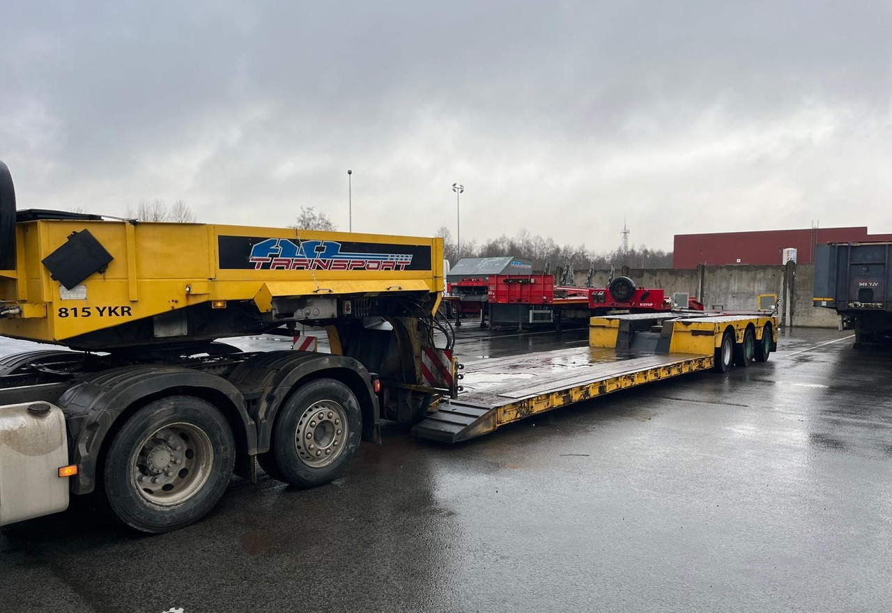 Faymonville STBZ-3VA Low-Bed 3-axle Trailer - Low loader semi-trailer: picture 1 Faymonville STBZ-3VA Low-Bed 3-axle Trailer - Low loader semi-trailer: picture 1
