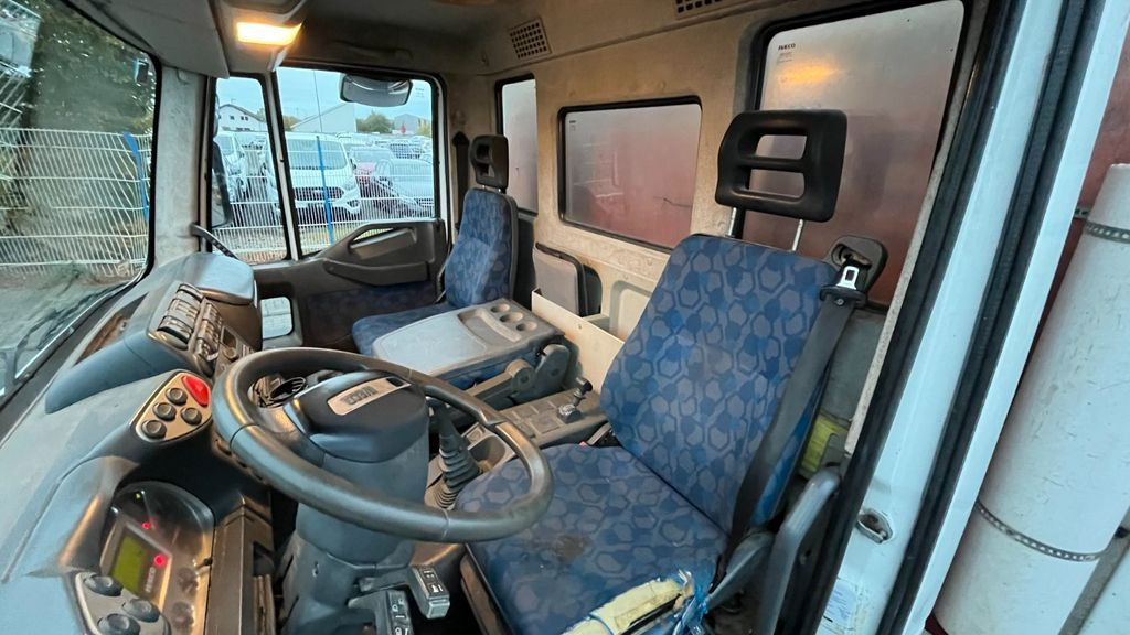 Flatbed van Iveco Eurocargo ML 80E18 Pritsche: picture 6