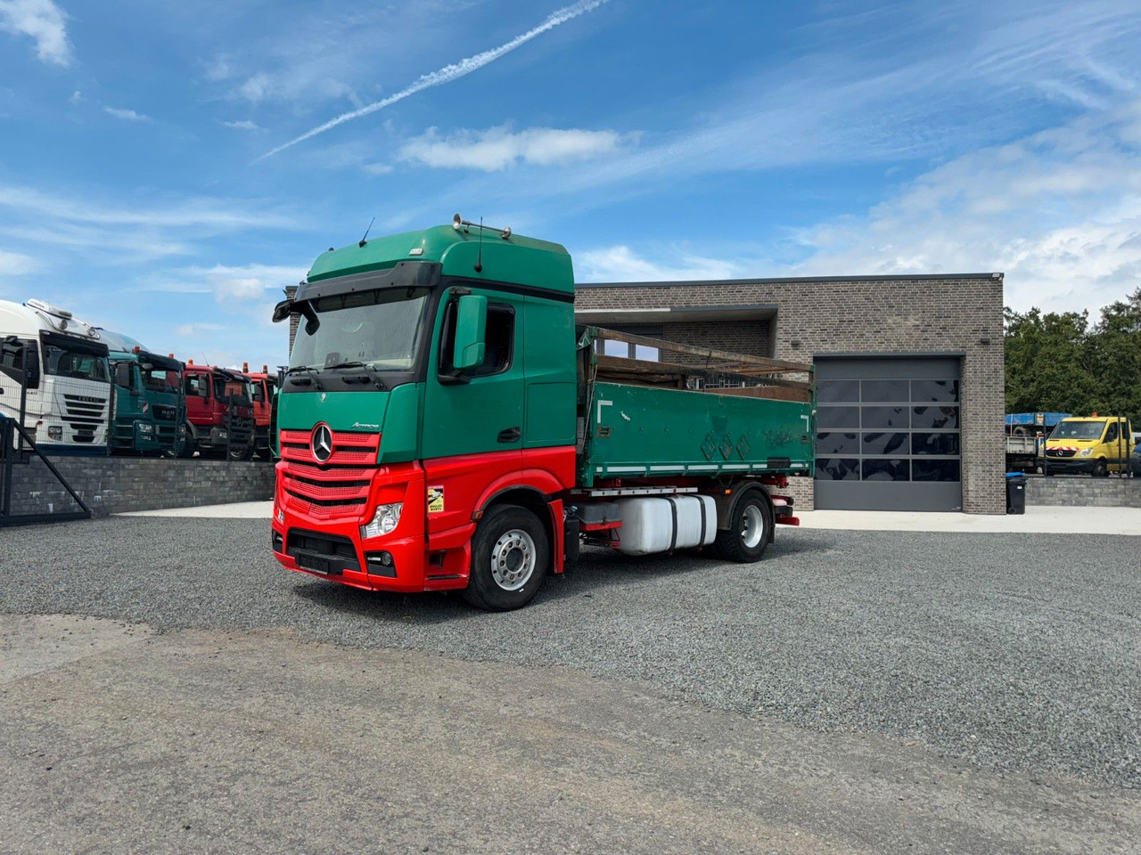 Mercedes-Benz Actros 1842 Kipper Dreiseitenkipper - Tipper: picture 2 Mercedes-Benz Actros 1842 Kipper Dreiseitenkipper - Tipper: picture 2