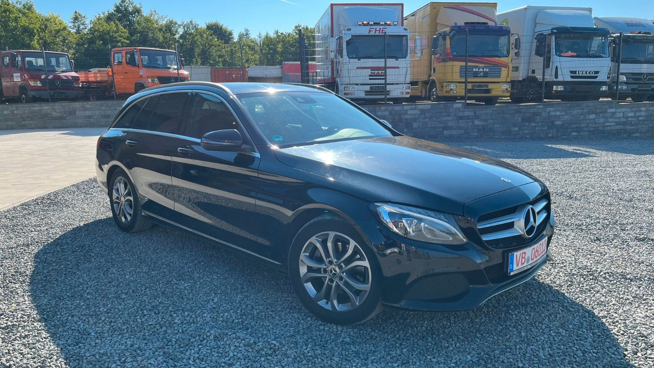 Mercedes-Benz C 220 C -Klasse T-Modell C 220 T BlueTec / d - Car: picture 3 Mercedes-Benz C 220 C -Klasse T-Modell C 220 T BlueTec / d - Car: picture 3