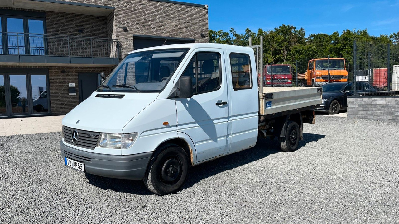 Mercedes-Benz Sprinter 312 D Pritsche Doka - Flatbed van, Combi van: picture 2 Mercedes-Benz Sprinter 312 D Pritsche Doka - Flatbed van, Combi van: picture 2