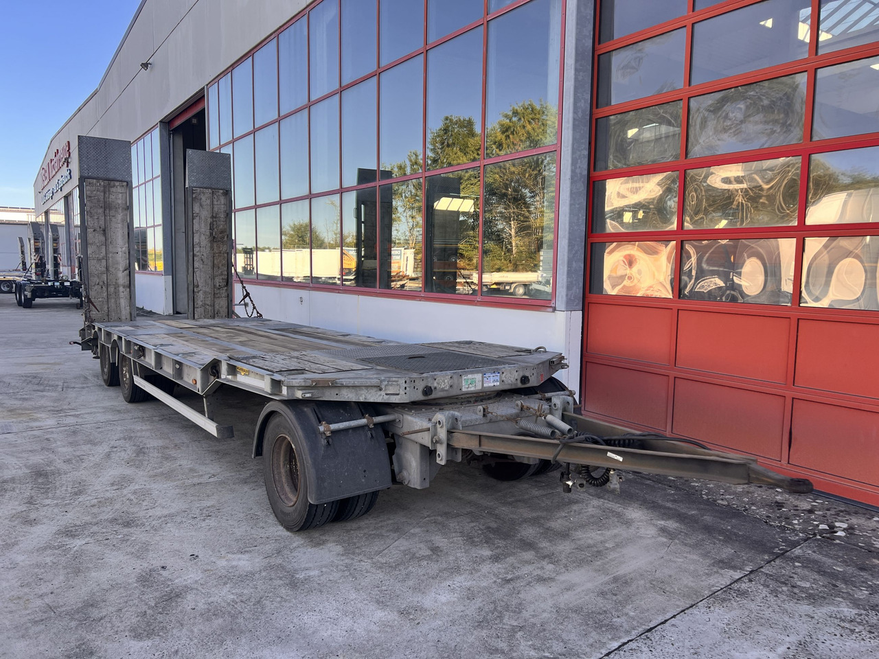 Humbaur HTD 30 3 Achs Tiefladeranhänger, verzinkt - Low loader trailer: picture 3 Humbaur HTD 30 3 Achs Tiefladeranhänger, verzinkt - Low loader trailer: picture 3