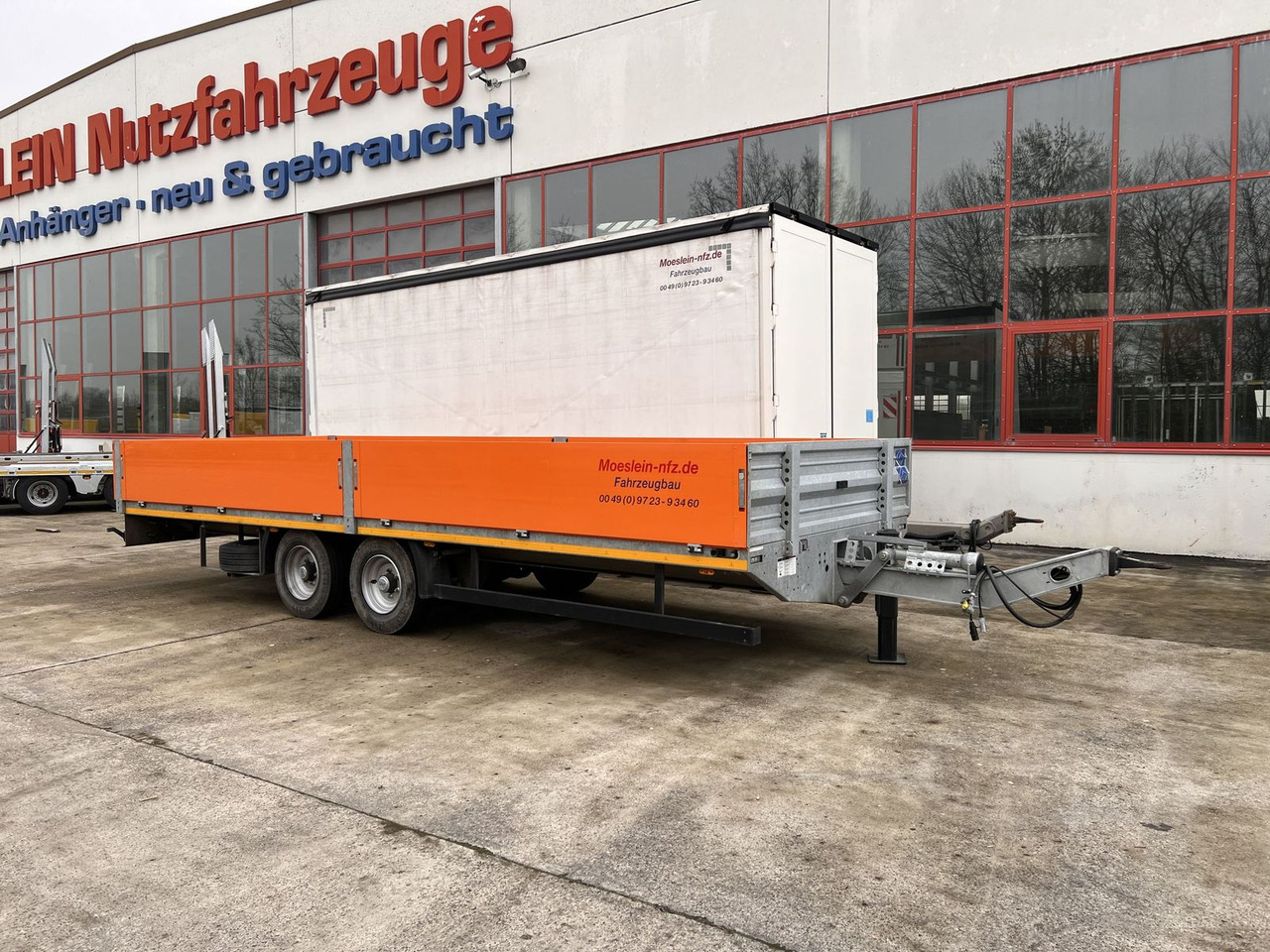 Möslein 13 t Pritschenanhänger- Tieflader, wenig Benutz - Dropside/ Flatbed trailer: picture 2 Möslein 13 t Pritschenanhänger- Tieflader, wenig Benutz - Dropside/ Flatbed trailer: picture 2